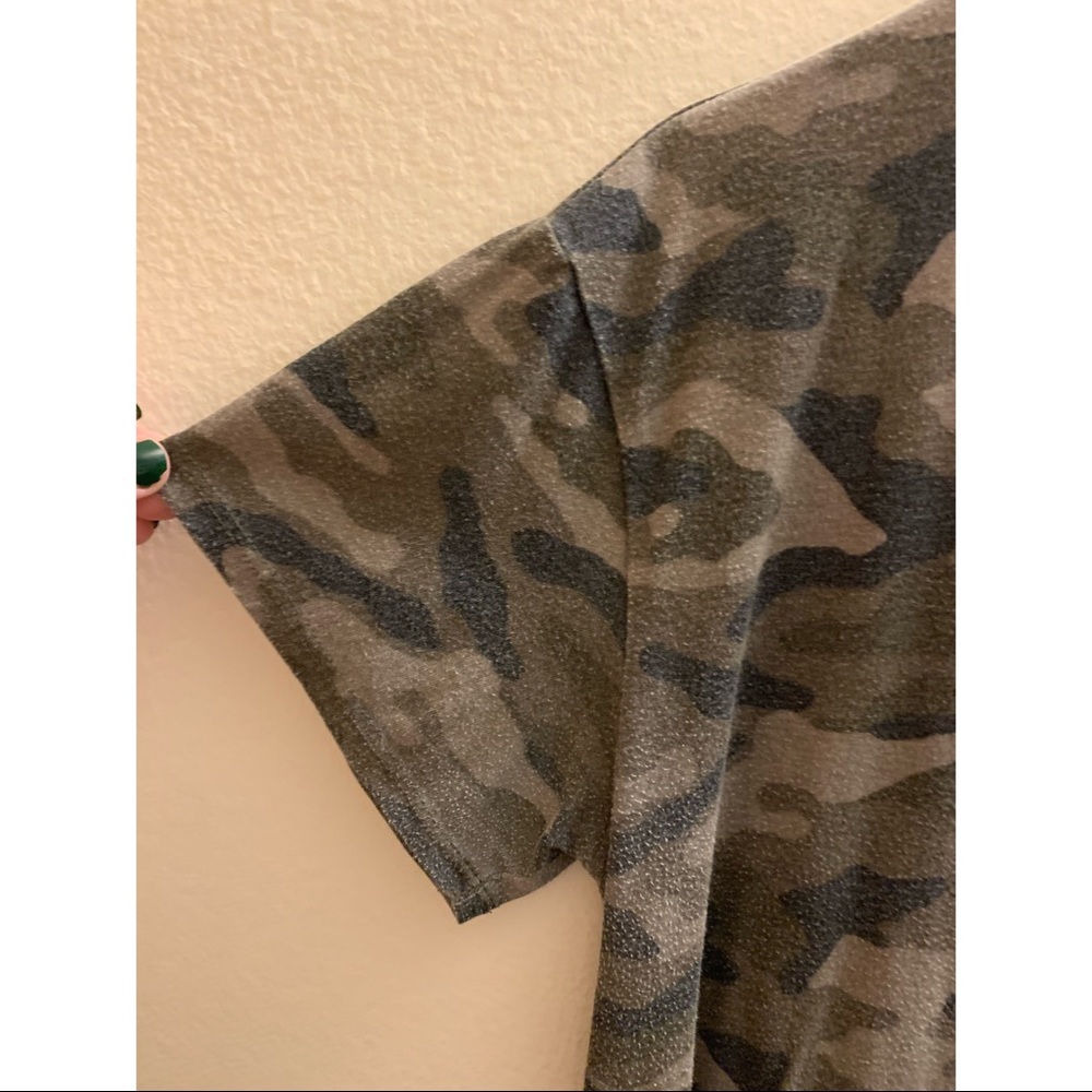 🍓 3 for $25 🍓 Arizona Jean Co. Camo-Print Tee - Picture 6 of 7